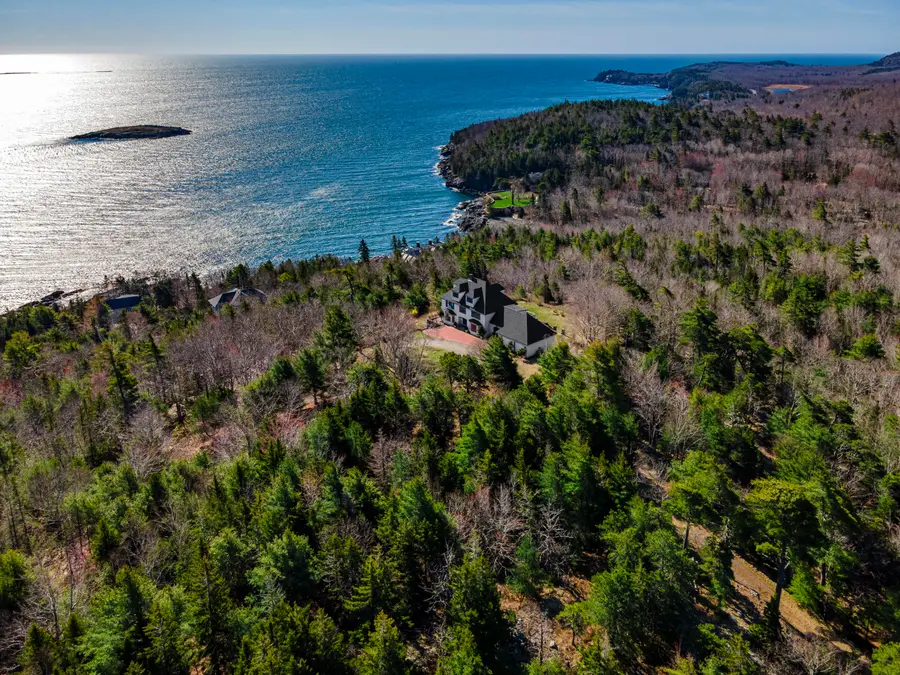 18 Greenway Court, Bar Harbor, ME 04609 - Image #2