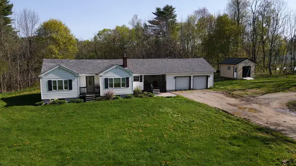 22 Meadow Road, Hampden, ME 04444