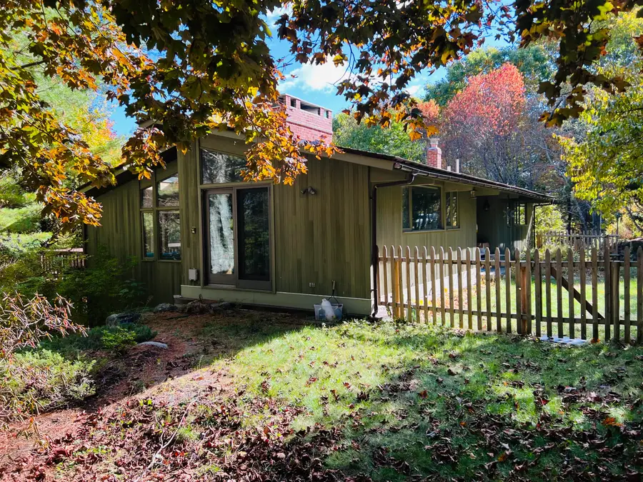 90 N Sedgwick Road, Sedgwick, ME 04676 - Image #2