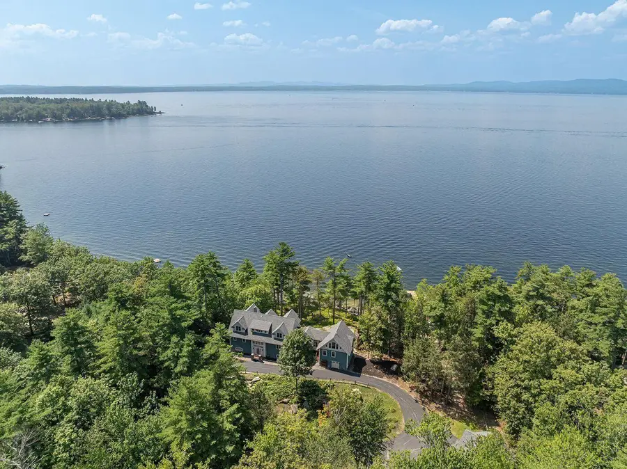 361 Cape Road, Raymond, ME 04071 - Image #2