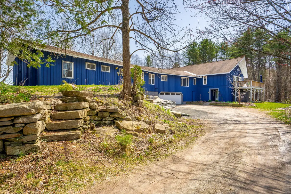 314 Meadow Road, Topsham, ME 04086 - Image #1