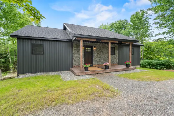 734 Main Road, Charleston, ME 04422