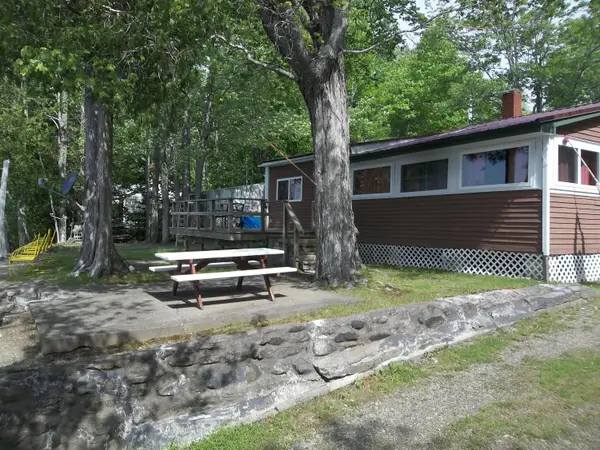 41 Hickory Lane, Alexander, ME 04694