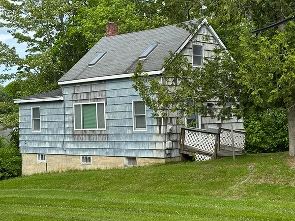 25 and 27 Pray Street, Gardiner, ME 04345