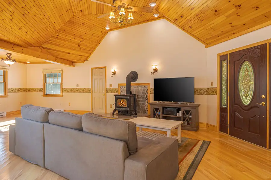 139 Havey Point Road, Hancock, ME 04640 - Image #3