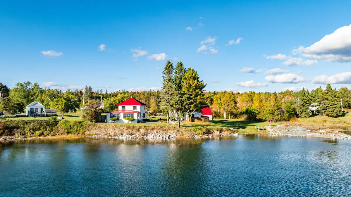 1723 Us 1 Highway, Sullivan, ME 04664 - Image #1