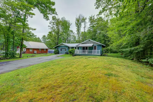 41 Shaw Acres Road, Standish, ME 04084