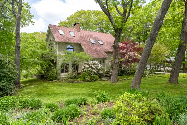 298 Ocean Avenue, Kennebunkport, ME 04046