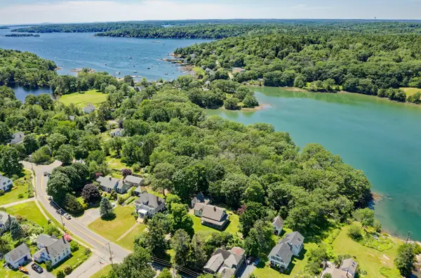 239 Ocean Point Road, Boothbay, ME 04544