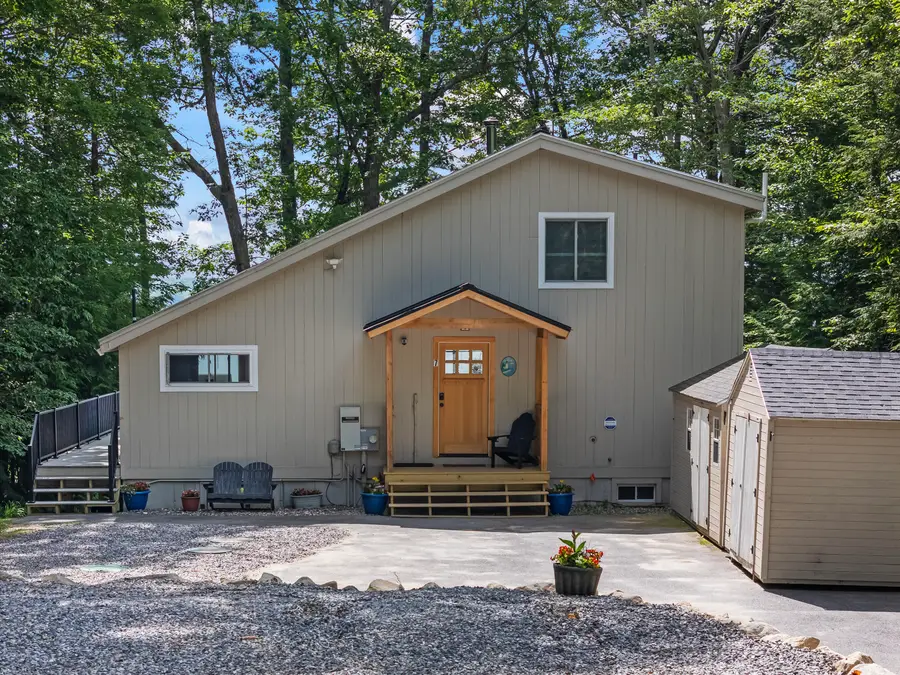 7 Papoose Island Road, Raymond, ME 04071 - Image #2
