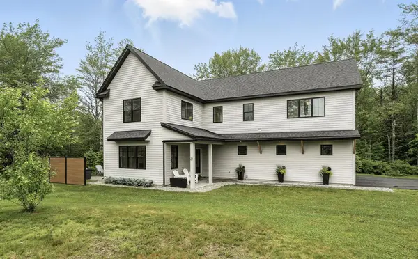 21 Renee Road, Freeport, ME 04032