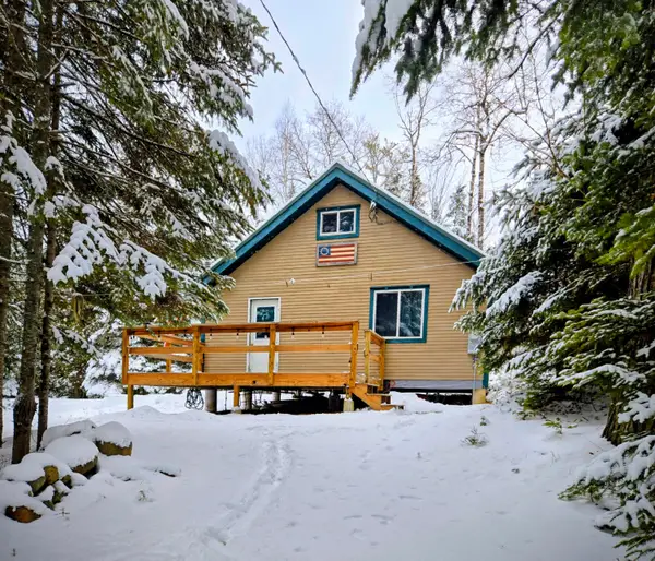 5 Pine Lane, Dallas Plt, ME 04970