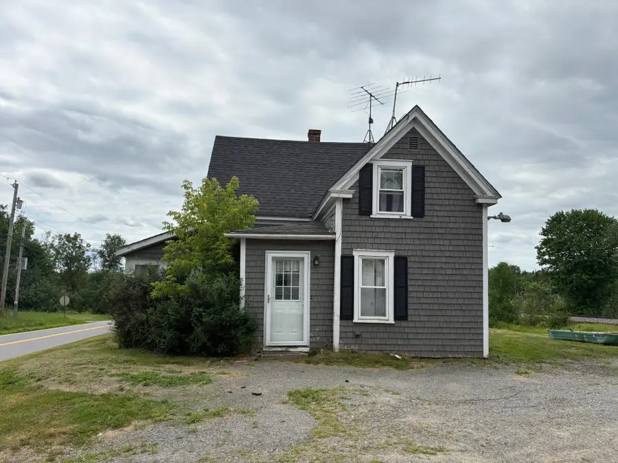 41 S Main Street, Burnham, ME 04922 - Image #2