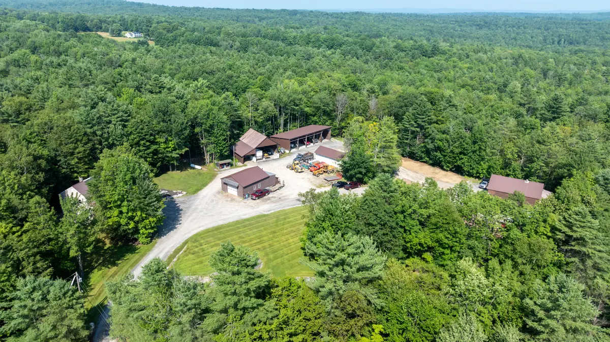 32 Roddy Lane, Readfield, ME 04355 - Image #1