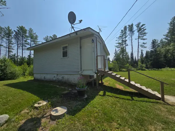 435 E Ridge Road, Greenbush, ME 04418