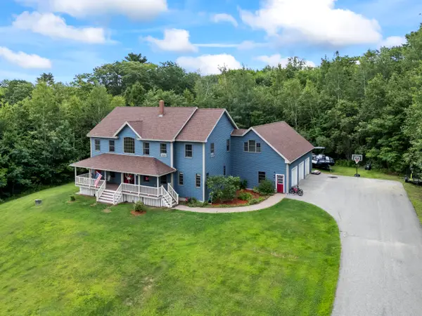 25 Amos Court, Lewiston, ME 04240