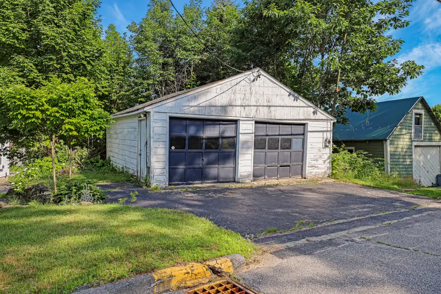 696 Crescent Avenue, Rumford, ME 04276 - Image #2