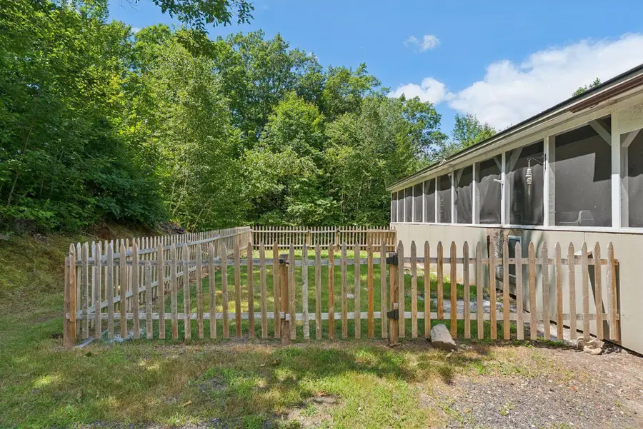 1569 Roosevelt Trail, Raymond, ME 04071 - Image #3