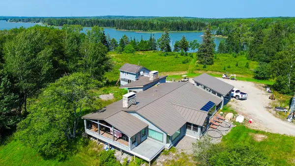 100 Hardwood Point Point, Harrington, ME 04643