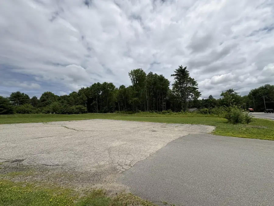 693- B Western Avenue, Manchester, ME 04351 - Image #2