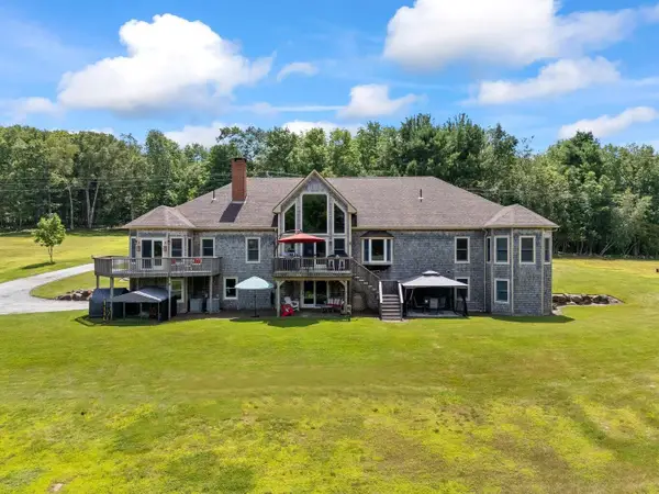 507 Mount Pleasant Street, Rockport, ME 04856