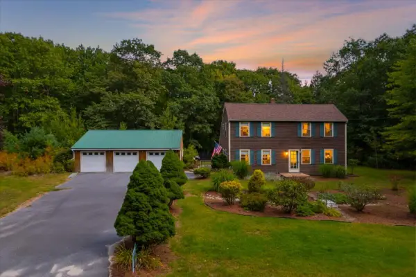 30 Oxbow Circle, Naples, ME 04055