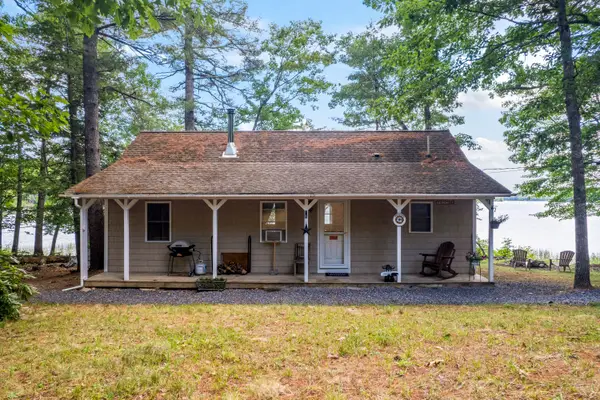 71 Sunrise Park Road, Jefferson, ME 04348