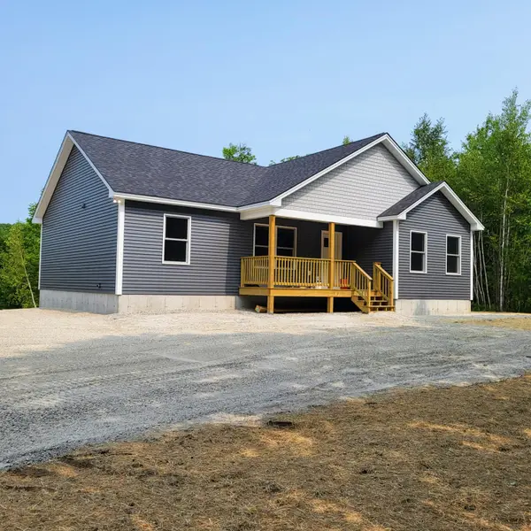 546 Mt Mica Road, Paris, ME 04271