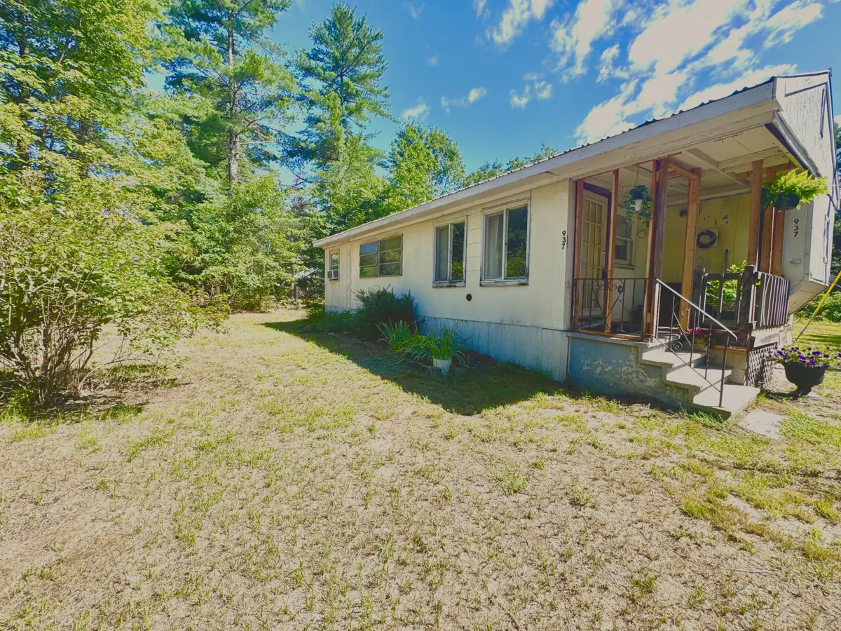 937 Pequawket Trail, Steep Falls, ME 04085 - Image #1