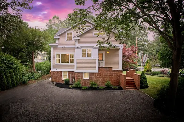 920 Shore Road, Cape Elizabeth, ME 04107