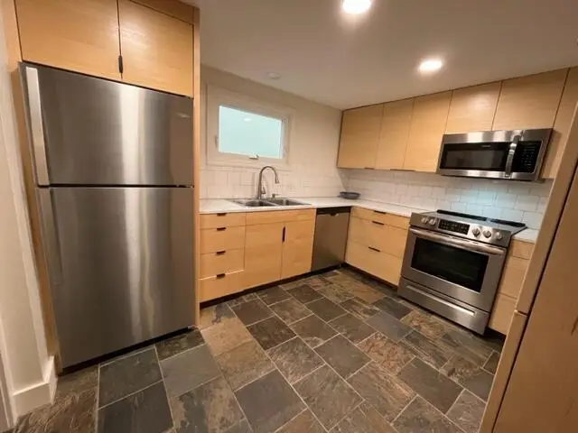 17 Grove Street, Rockland, ME 04841 - Image #2