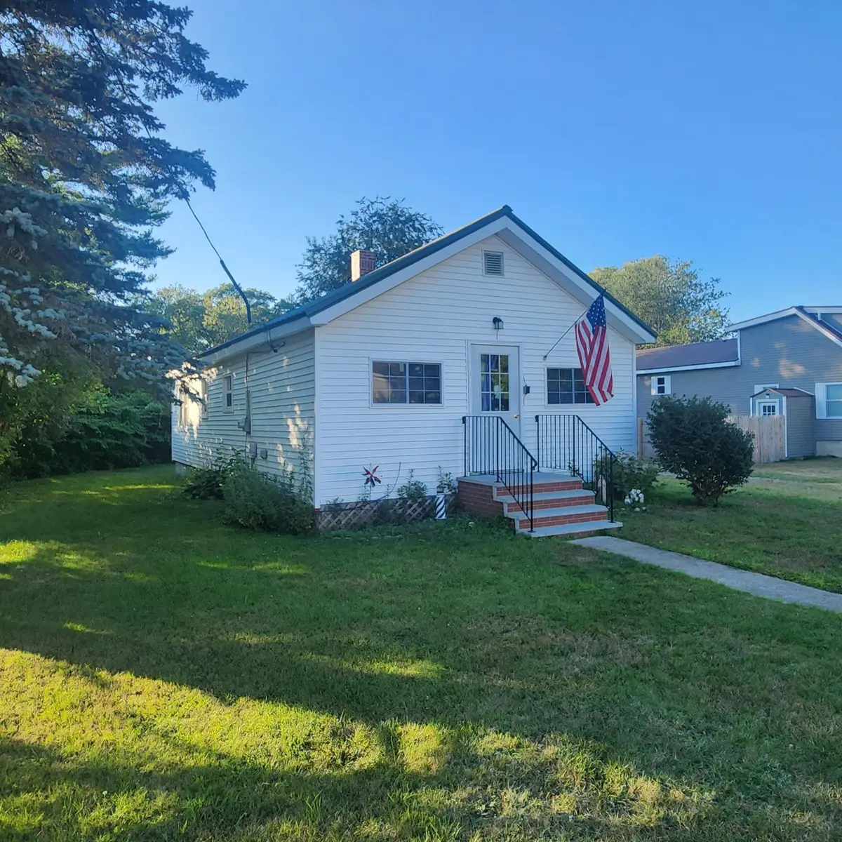 17 Willow Street, Howland, ME 04448 - Image #1