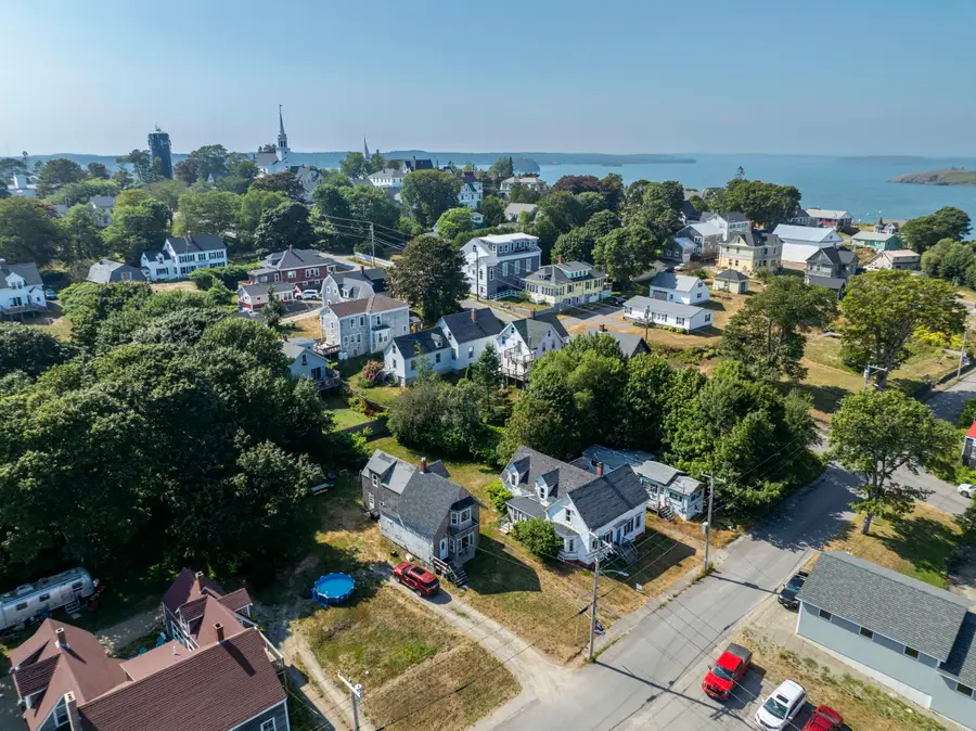 27 Pleasant Street, Lubec, ME 04652 - Image #3