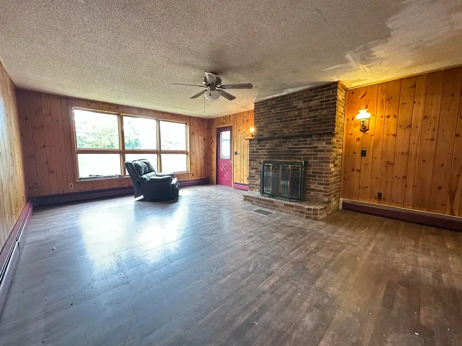 19 Van Horne Avenue, Brownville, ME 04414 - Image #2