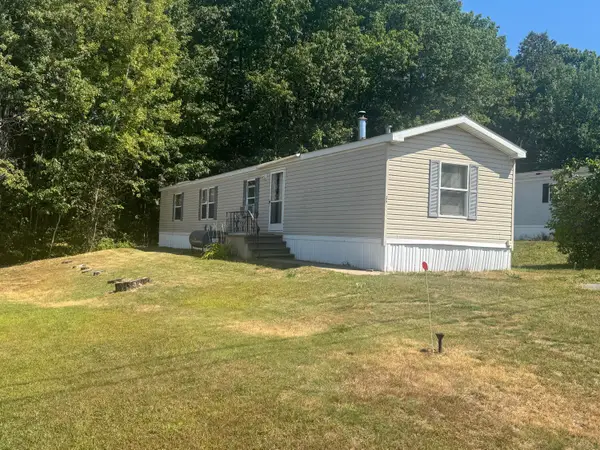 499 Augusta Road #25, Winslow, ME 04901