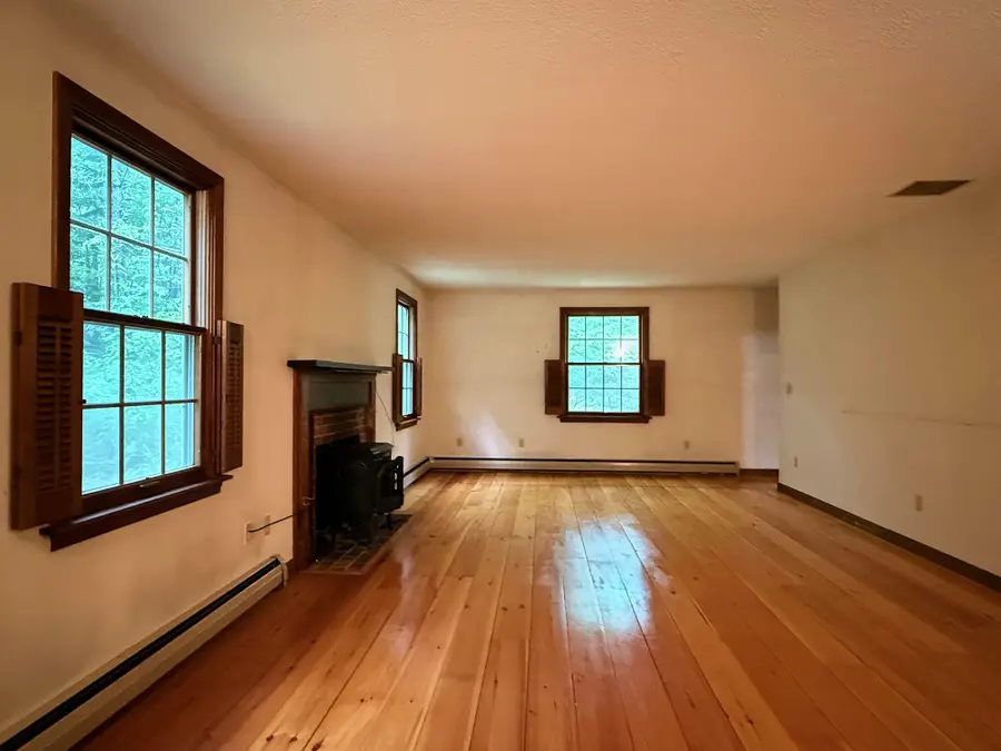 116 Mistic Avenue, Rockport, ME 04856 - Image #2