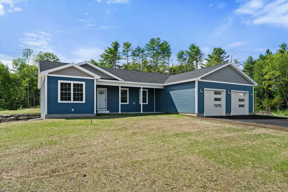 633 Streamside Avenue, Hermon, ME 04401 - Image #1