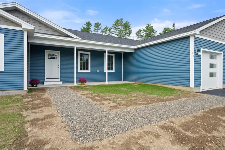 633 Streamside Avenue, Hermon, ME 04401 - Image #2