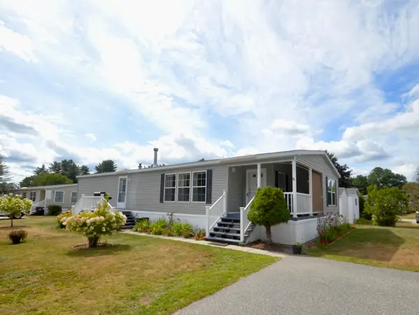 20 Town And Country Drive, Lisbon, ME 04250