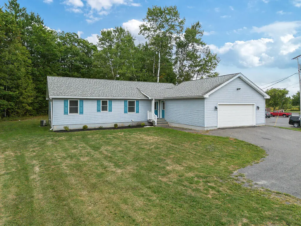 242 China Road, Winslow, ME 04901 - Image #1