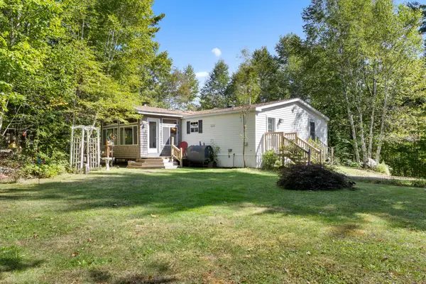 664 Bucksport Road, Ellsworth, ME 04605