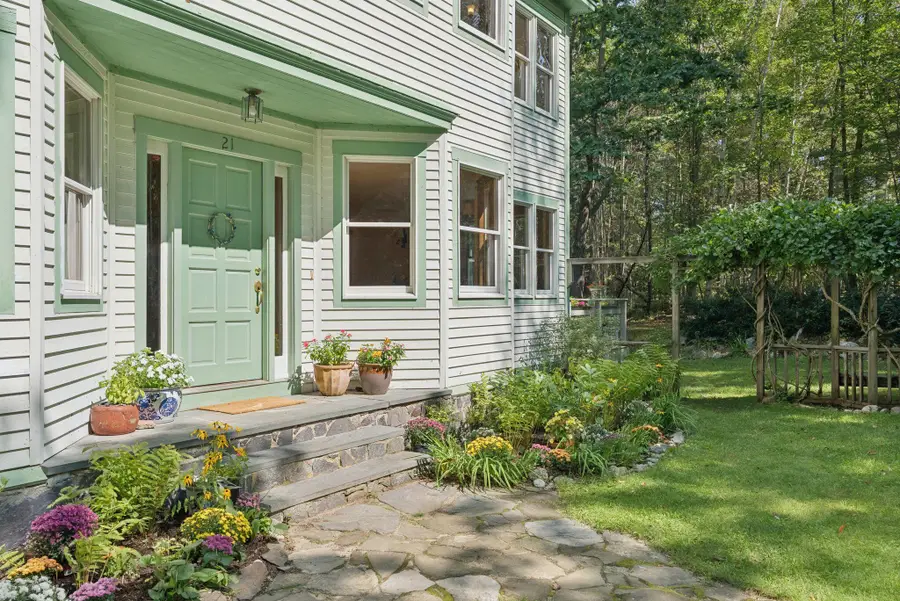 21 Stonecrest Drive, Falmouth, ME 04105 - #2