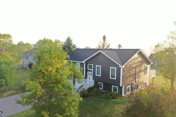 19 Virginia Lane, Bangor, ME 04401