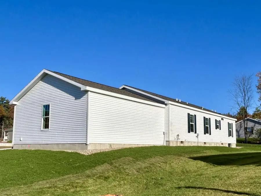 32 Camden Road, Berwick, ME 03901 - Image #2