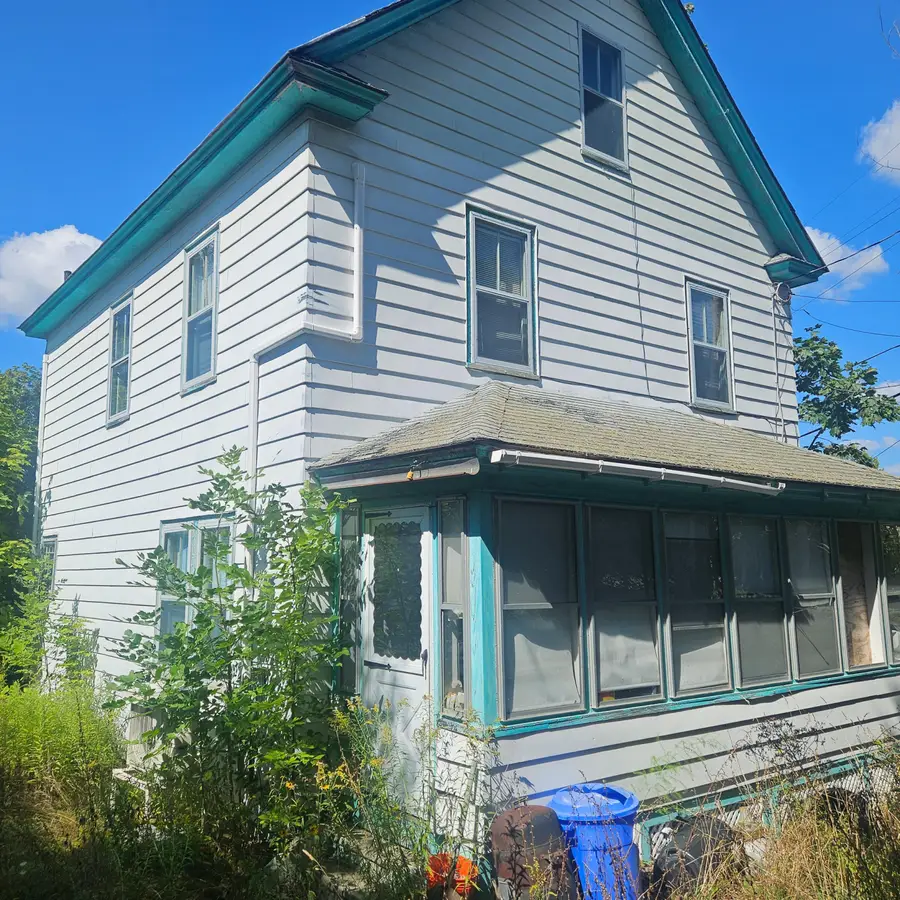 90 Elm Street, Millinocket, ME 04462 - Image #2