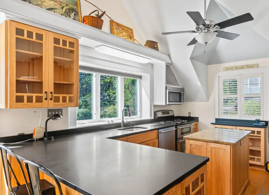 19 Hugh Avenue, Bailey Island, ME 04003 - Image #3