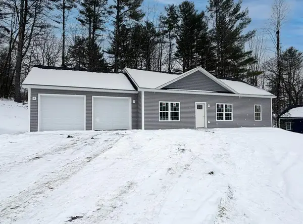 9 Car-ty Court, Lewiston, ME 04240