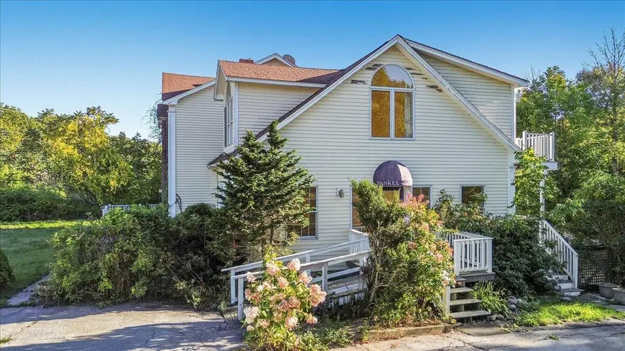 589 Commercial Street, Rockport, ME 04856 - Image #2