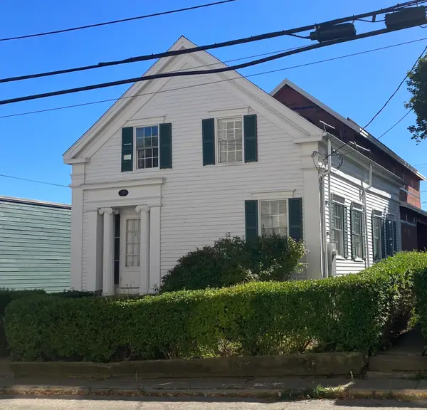 11 Tillson Avenue, Rockland, ME 04841