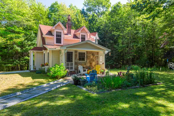 102 Degregoire Park #2, Bar Harbor, ME 04609